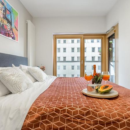 Lumina Luxury Apartments In Mennica Residence Warschau Buitenkant foto